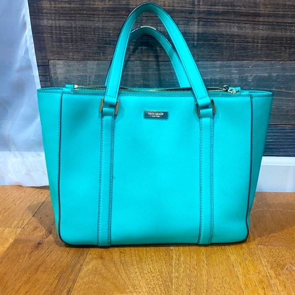 Kate Spade Tote - Picture 1 of 7